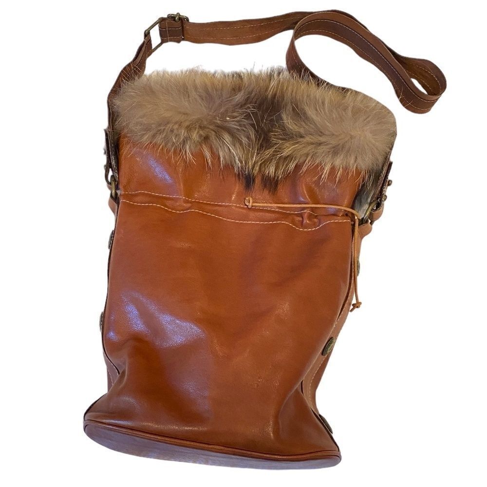 1162 Vintage Barneys NY Crossbody Bucket Bag Saddle Leather Raccoon Trim NWOT